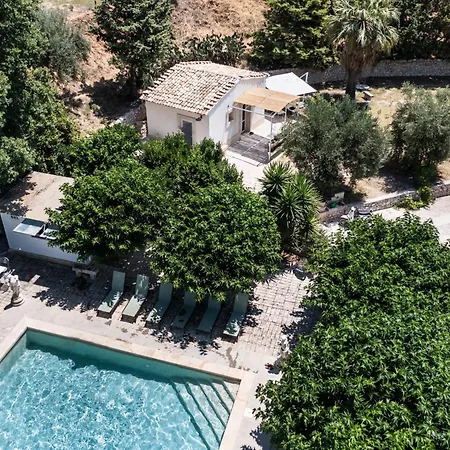 Val Di مزرعة للإقامة