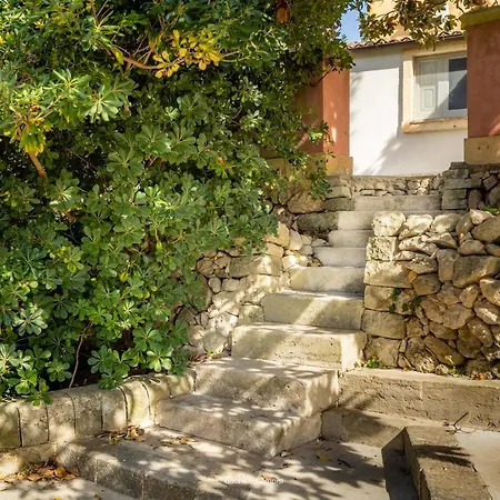 Val Di Farm stay *