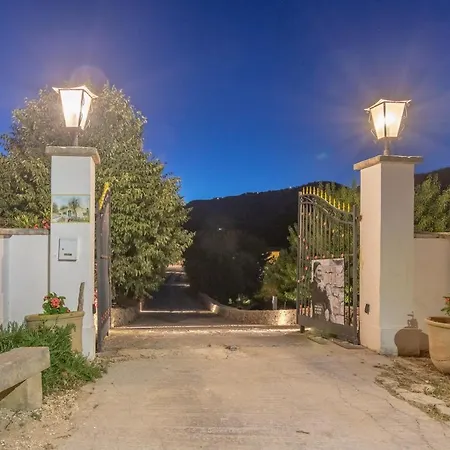 Val Di Farm stay Noto